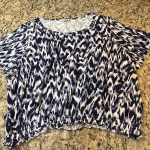 Calvin Klein Black and White Patterned Short Sleeve Top with Ruched Bottom